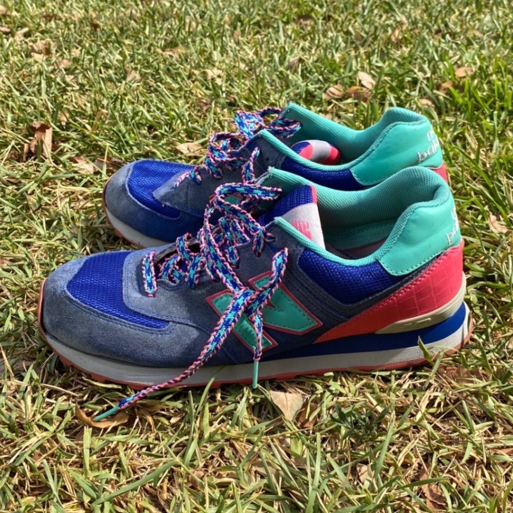 New Balance 574 Mens Multi Color Blue Pink Teal Suede Sneakers ML574CB